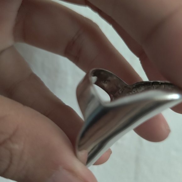 Sterling Silver Ring Size 5 1/2 (approximate) - Picture 4 of 9